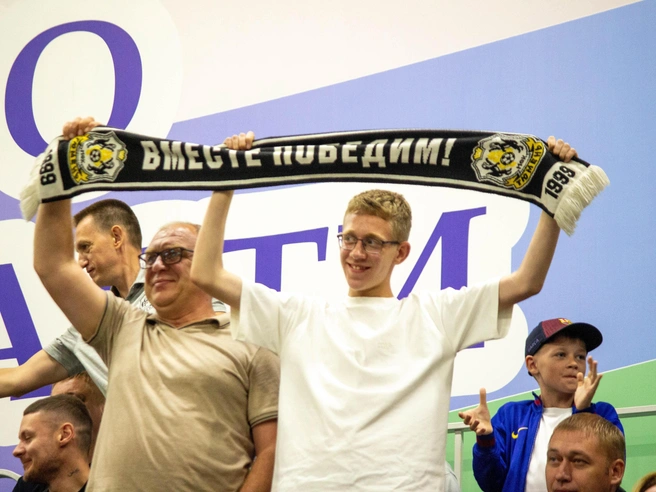 Большая радость на трибунах. | Источник: Павел Красоткин / 72.RU 
