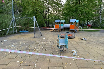 Взрыв игрушечной лошади на Блюхера: подростки использовали петарду
