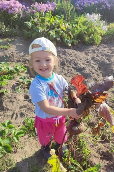 <p>Ульяна Кудяшева, 3 года, г. Слободской, Кировская область</p>