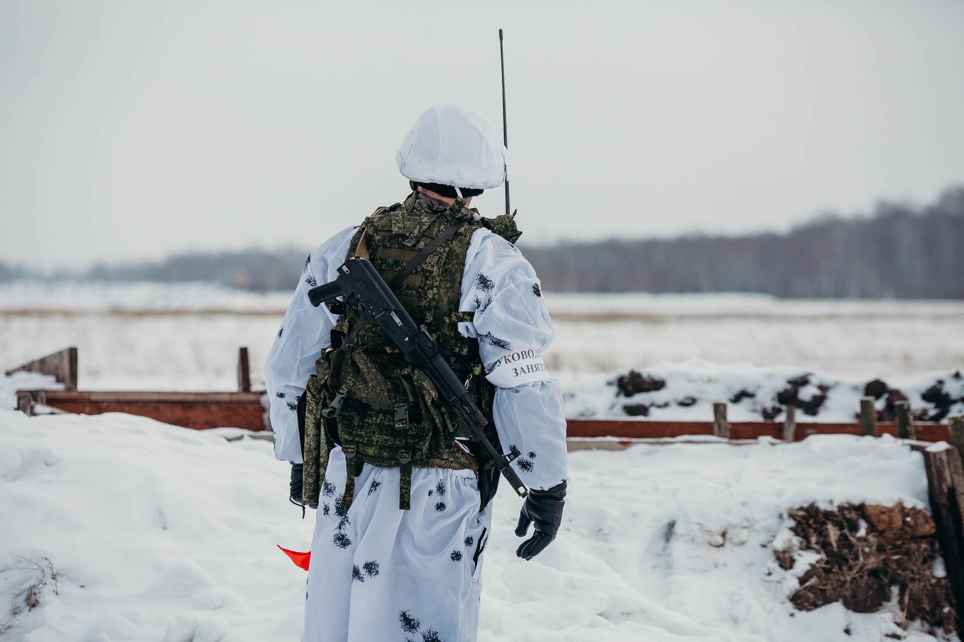 В Тюменской области больше трехсот вакансий на военную службу, сколько  платят военным в Тюмени, зарплата контрактников, вакансии для военных,  служба по контракту, где военным платят больше, работа Тюмень, hh.ru - 15  апреля