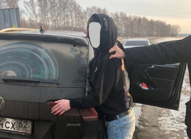 Рязанские полицейские задержали 19-летних фальшивомонетчиков | ya62.ru