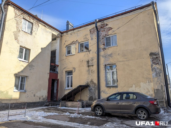 А это один из дворов в центре | Источник: Булат Салихов / UFA1.RU