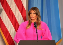 Слишком дорогое: Мелания Трамп выступила в ООН в неподходящем наряде