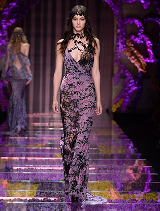 Неделя Высокой Моды в Париже: Atelier Versace FW2015/16