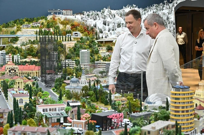 На макете день меняется на ночь | Источник: sochi.ru