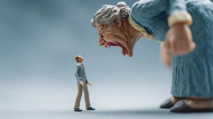 Материнская тирания: когда самый близкий человек становится палачом | Источник: Midjourney