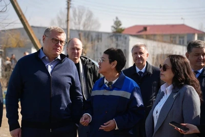 Губернатор Бабушкин обсудил паводок с астраханскими рыбоводами