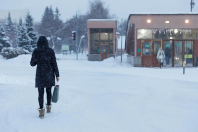 В Тюмени отменили занятия для младшеклассников из-за мороза
