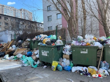 Проезд к мусорным бакам не загорожен | Источник: читатель 63.RU