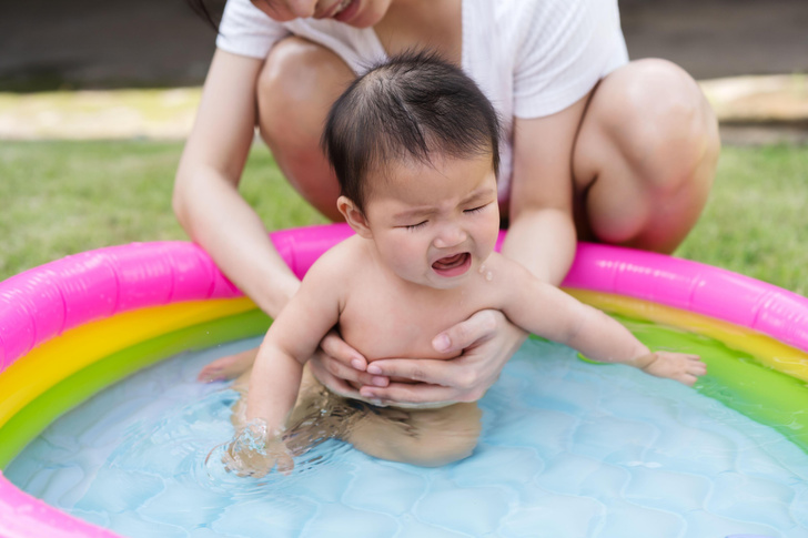 Что делать, если ребенок боится воды