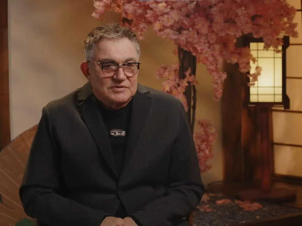 С Полиной Дмитрий сохранил дружеские отношения  | Источник: JuliaPrudko / youtube.com