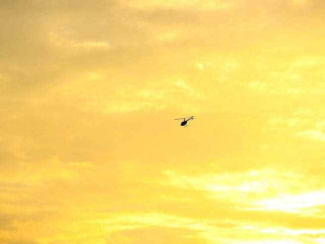 Небо приобрело золотистый оттенок | Источник: Фото: Наталья Бурухина