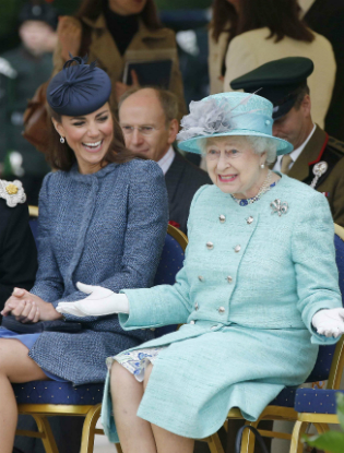 Елизавета II передаст часть обязанностей Герцогине Кембриджской