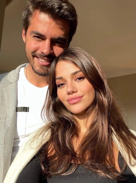 Селин Ягджыоглу и Берк Атан | Источник: @selinyagcioglu