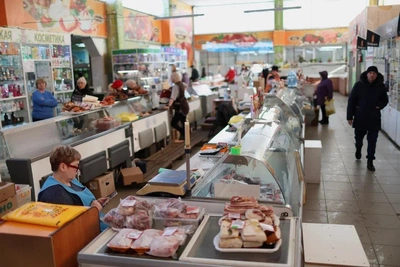 Омичам объяснили причины роста цен на товары и услуги