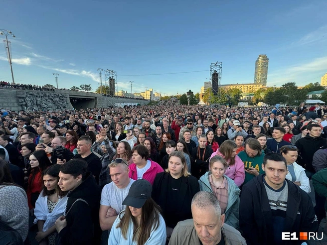 В прошлом году фестиваль собрал в Историческом сквере тысячи екатеринбуржцев | Источник: Дарья Костомина / E1.RU