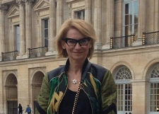 Эвелина Хромченко променяла модный приговор на квартирный вопрос