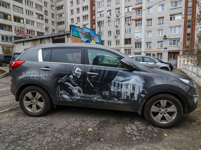 Элвис Пресли вошёл в историю как «король рок-н-ролла». | Источник: Наталья Бурухина / NN.RU