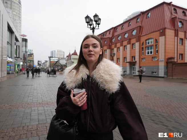 Юлия рассказала, что ей в детстве ни с кем не было так весело, как с папой | Источник: Кирилл Кулешов / Е1.RU