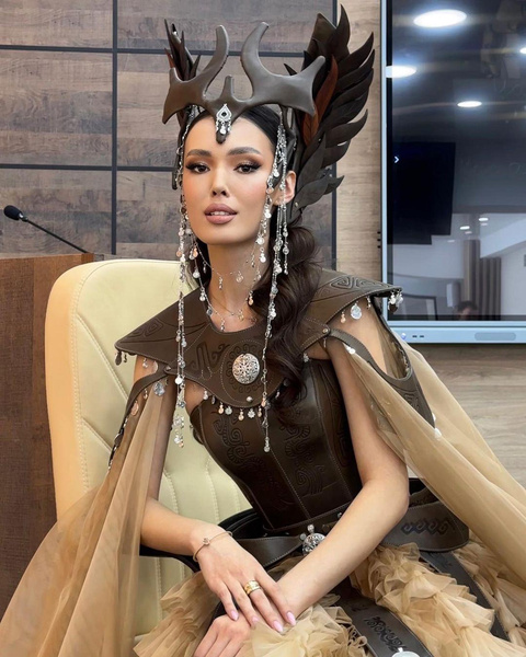 Почему казахстанские дизайнеры не создали костюм для «Мисс Вселенная»?
