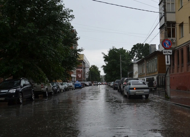 На улице Пожалостина на месяц ограничат движение транспорта | ya62.ru