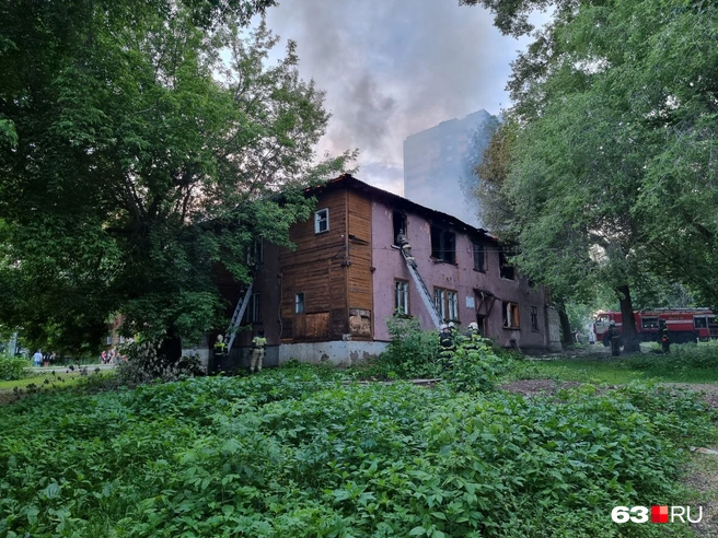 В этом квартале пять подобных бараков | Источник: Роман Данилкин
