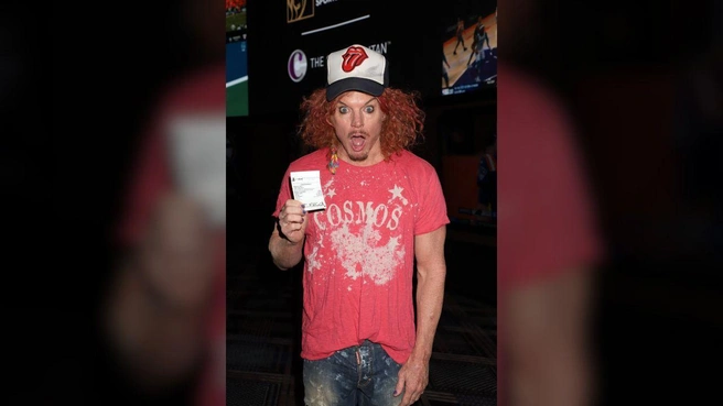 Carrot Top, как сообщается, согласился на конфиденциальное урегулирование с ДеФацио. | Источник: MEGA