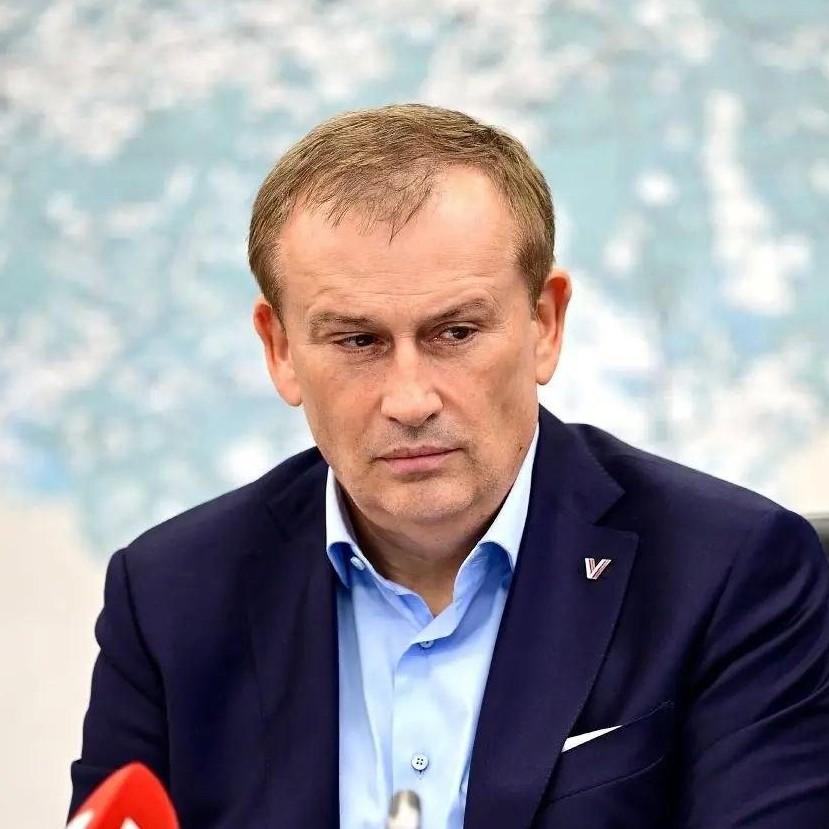 <p>Александр Дрозденко </p>