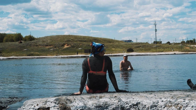 Туристка требует от администрации «Соленых озер» компенсацию после нападения птиц | Источник: Курорт «Соленые озера» / ВКонтакте