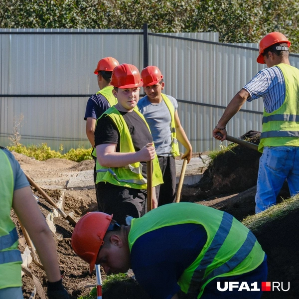 Усердно ищут древности | Источник: Булат Салихов / UFA1.RU