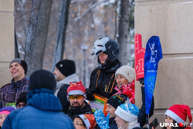 Он ждать три года не хочет