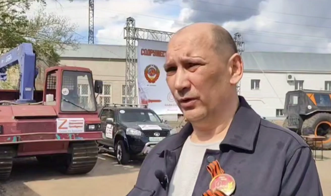 В Оренбурге суд отправил в СИЗО бывшего заместителя директора «Оренбургремдорстроя» Артема Высоцкого | Источник: Скриншот с видео «Урал56.Ру»