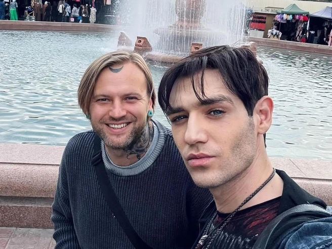 С некоторыми участниками Юлию удалось найти общий язык | Источник: juliuskotov / Instagram (экстремистская организация, деятельность запрещена на территории РФ)