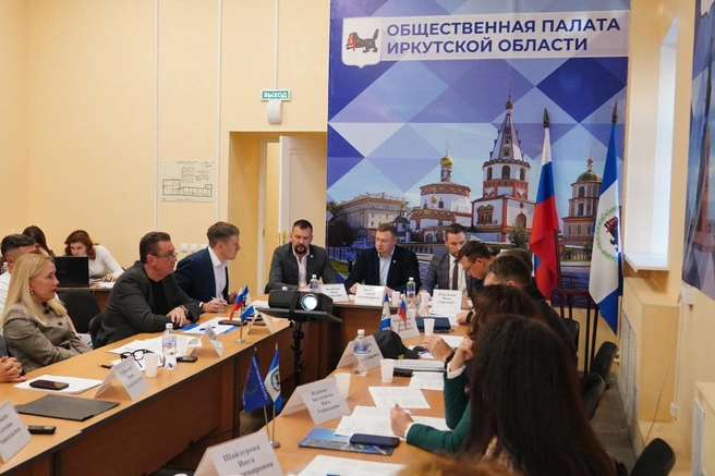 Доступность вейпов создает иллюзию безопасности, что способствует стремительному росту числа потребителей среди несовершеннолетних | Источник: пресс-служба законодательного собрания Иркутской области