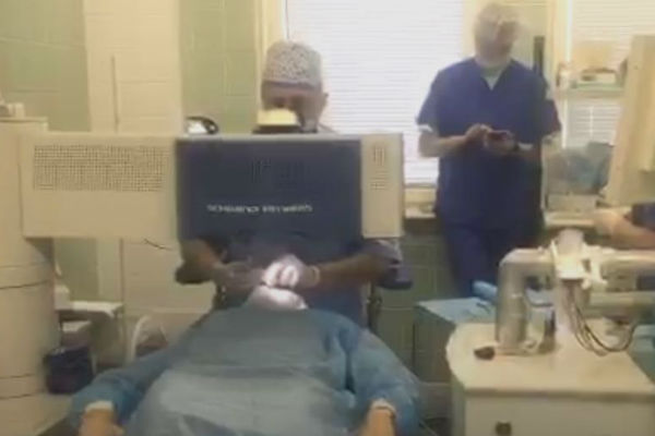 Хирурги использовали фемтосекундный лазер