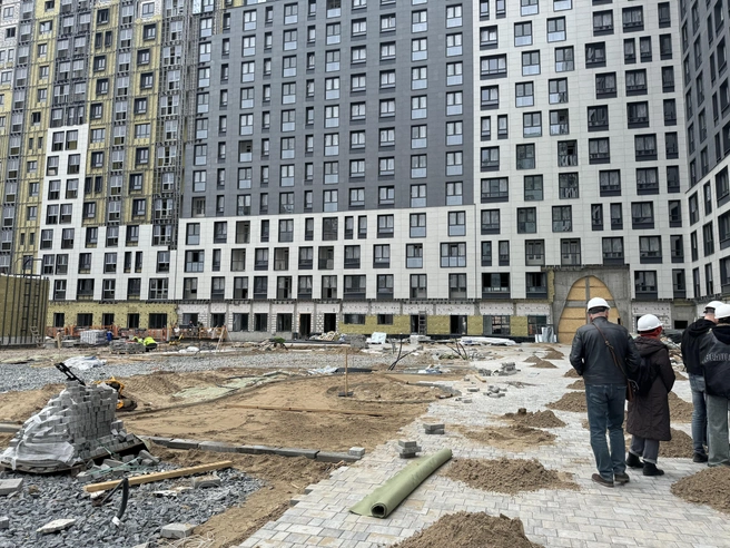 В ЖК будет система «умный дом», а в гранд-лобби можно будет встретиться с друзьями, отдохнуть или решить вопросы с консьержем | Источник: Анна Гнездова 