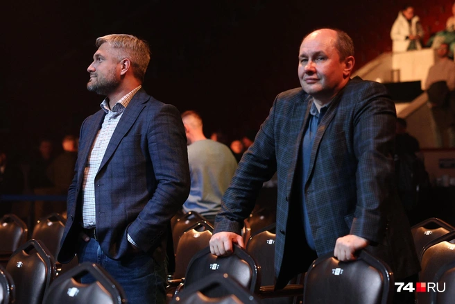 Зато много представителей региональной власти. Вот, например, замгубернатора Александр Козлов (справа) | Источник: Наталья Лапцевич
