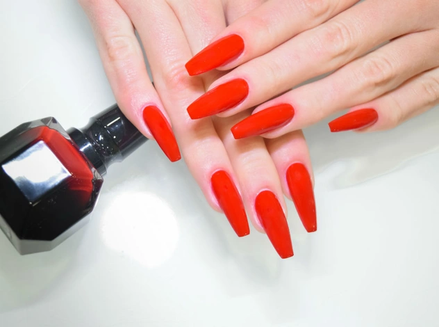 Новогодний маникюр в студии Orchid Nails