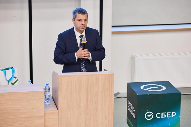 Евгений Бурнаев — один из ведущих специалистов по ИИ в России | Источник: пресс-служба Сбера