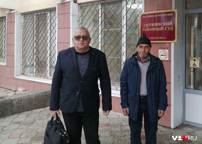 Адвокат и отец обвиняемого уверяют, что произошло межкультурное недопонимание | Источник: Ирина Яковлева / V1.RU
