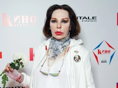 «Ухудшайзинг»: фанаты не узнали Жанну Агузарову после очередных бьюти-экспериментов