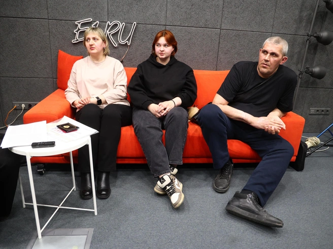 Максим Горбунов с женой и дочерью | Источник: Владислав Лоншаков / E1.RU