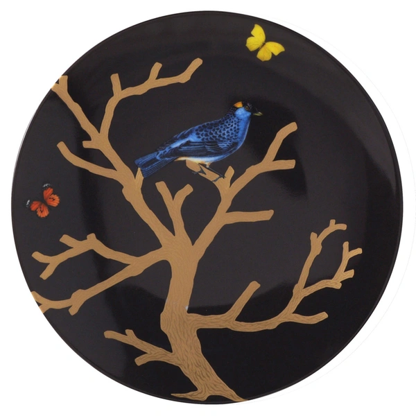 Тарелка из коллекции Aux Oiseaux, Bernardaud, магазины Gallery Royal/ТД «ЦУМ». | Источник: стилист Екатерина Яковлева