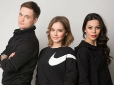 Юлию Липницкую поздравляют с возвращением на лед