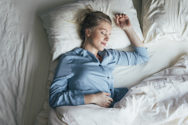Тест: что говорит о тебе поза, в которой ты спишь