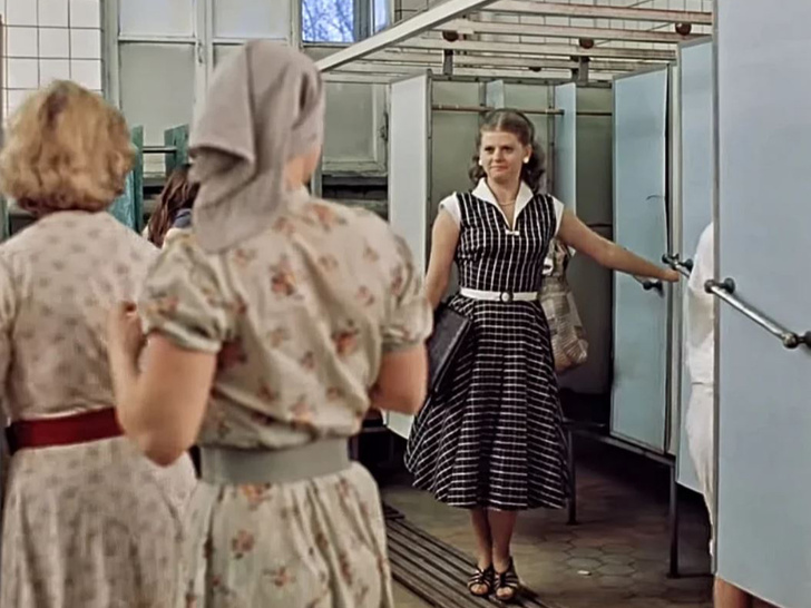 Мода СССР: 30 крутых образов из советских фильмов