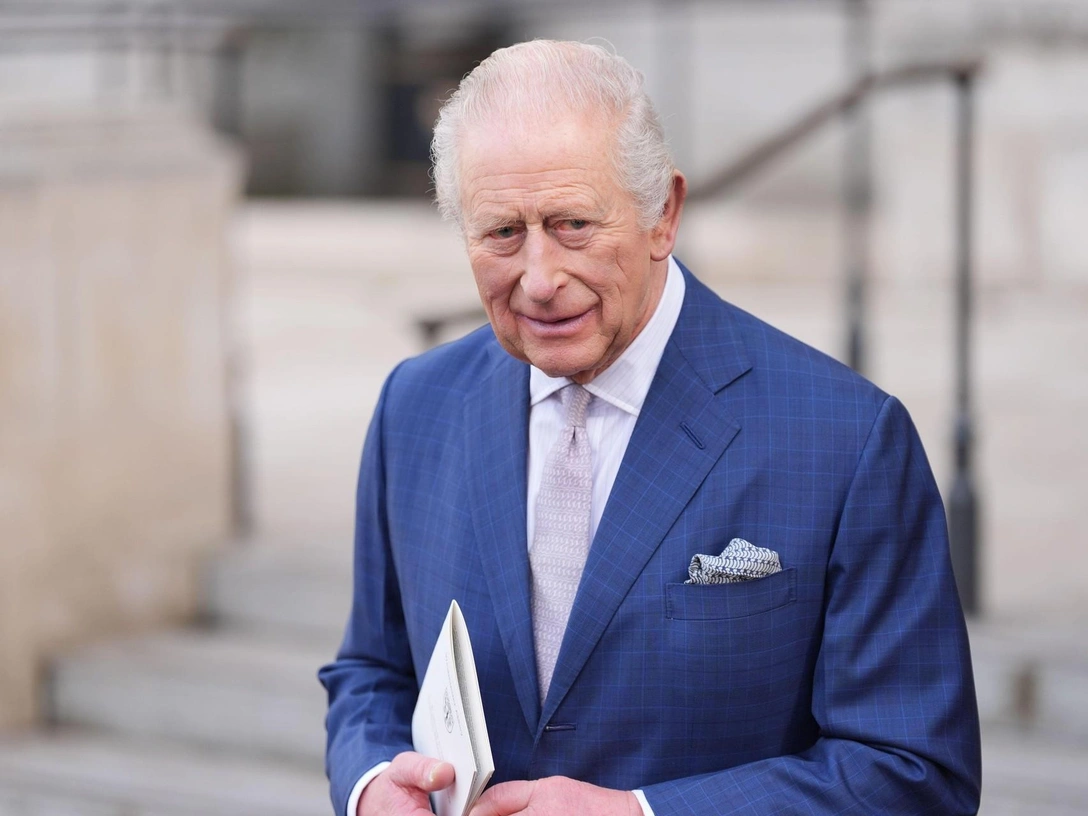 Король Карл III сообщил о положительных результатах лечения от онкологии | marieclaire.ru