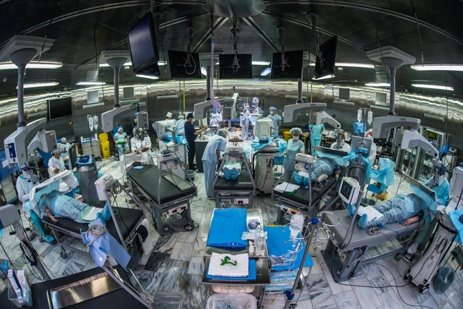 Сейчас измененный хрусталик удаляется путем воздействия на него ультразвука | Источник: предоставлено МНТК «Микрохирургией глаза»