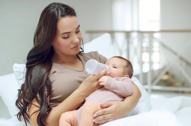 Это опасно: 5 привычных вещей, которые запрещено делать после родов