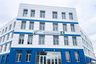 Поликлиника на 967 посещений в Южно-Чемском: ход строительства